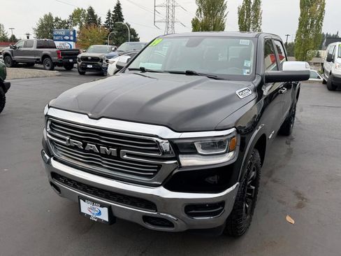 Used 2019 RAM 1500 Laramie w/ Trailer Tow Group AWD/4WD image 4