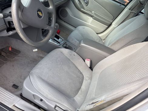 Used 2007 Chevrolet Malibu LS FWD image 16