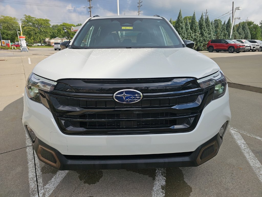 Used 2025 Subaru Forester Sport AWD/4WD image 8