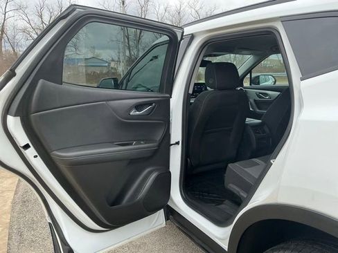 Used 2024 Chevrolet Blazer LT w/ Redline Edition image 18