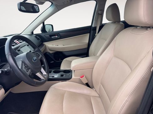 Used 2016 Subaru Legacy 3.6R Limited image 9