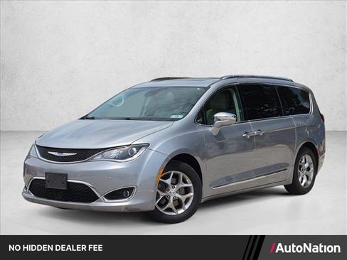 Used 2018 Chrysler Pacifica Limited w/ Advanced Safetytec Group FWD image 1