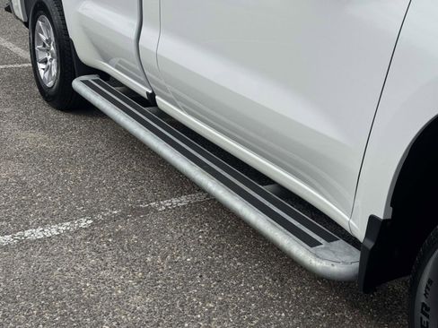 Used 2025 Chevrolet Silverado 1500 W/T image 9