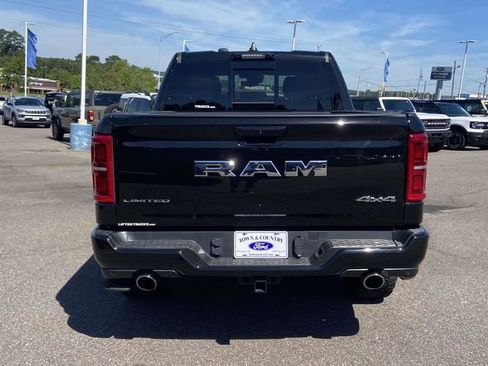 Used 2025 RAM 1500 Limited AWD/4WD image 3