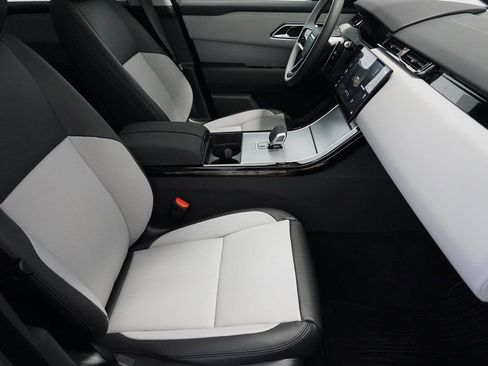 Used 2025 Land Rover Range Rover Velar S image 23