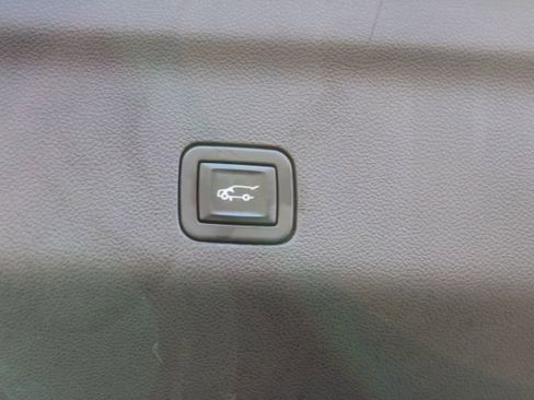 Used 2022 GMC Yukon XL SLT RWD image 50