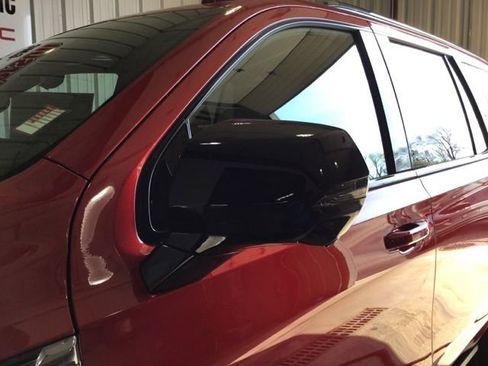 New 2026 GMC Yukon AT4 w/ AT4 Premium Plus Package AWD/4WD image 12