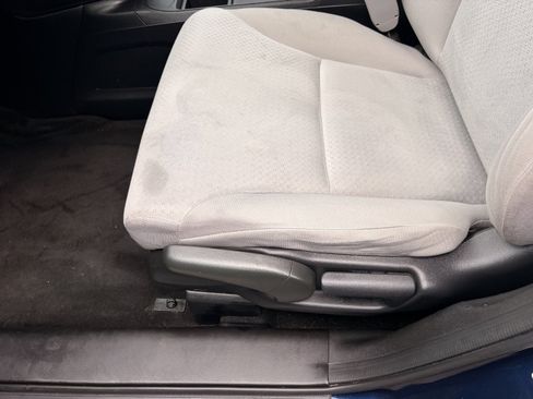 Used 2015 Honda CR-V LX image 20