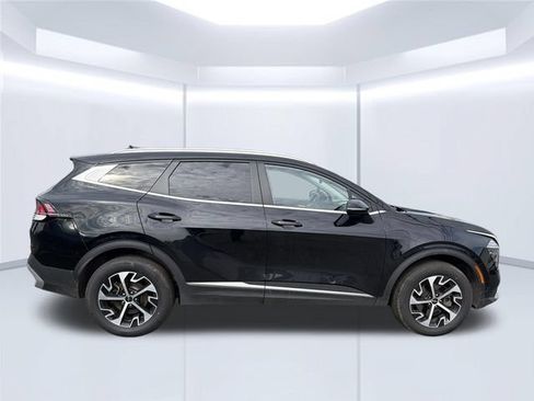 Used 2024 Kia Sportage EX AWD/4WD image 6