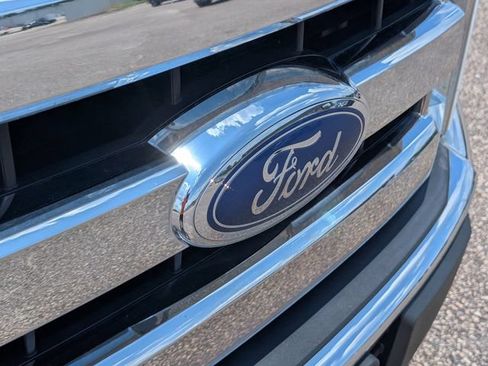 Used 2017 Ford F150 XLT w/ Equipment Group 301A Mid AWD/4WD image 14