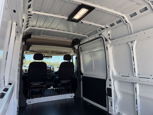 New 2026 RAM ProMaster 3500 w/ Quick Order Package 22G SLT image 16