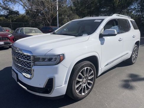 Used 2023 GMC Acadia Denali image 1