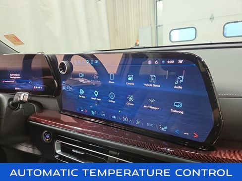 Certified 2024 Chevrolet Traverse Z71 AWD/4WD image 15