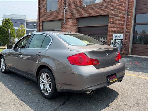Used 2011 INFINITI G37 x Sedan w/ Premium Pkg AWD/4WD image 3