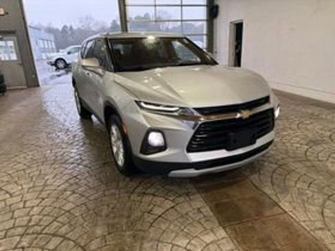 Used 2021 Chevrolet Blazer LT image 3
