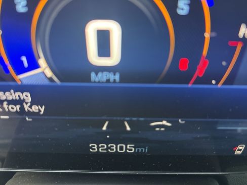 Certified 2025 Chevrolet Traverse LT image 13