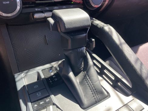 Used 2025 Toyota Tacoma SR5 image 6