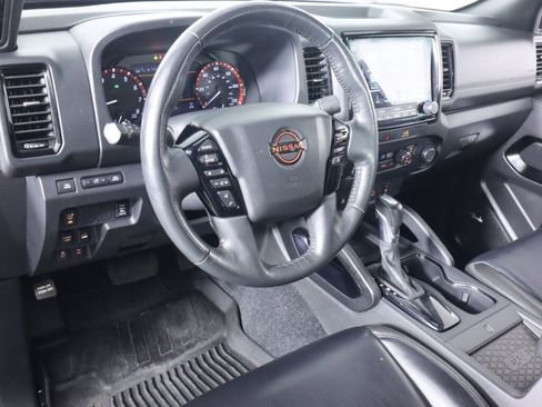 Used 2022 Nissan Frontier PRO-4X w/ Pro-4X Premium Package image 9