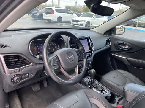 Used 2020 Jeep Cherokee Limited FWD image 13