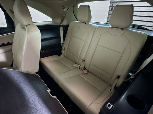 Used 2018 Acura MDX FWD image 29