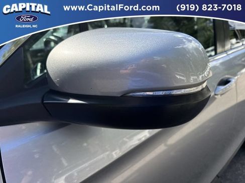 Used 2021 Honda Pilot Special Edition image 12