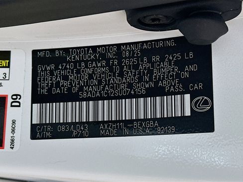 New 2025 Lexus ES 300h F Sport image 31