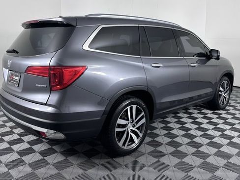 Used 2016 Honda Pilot Touring image 8