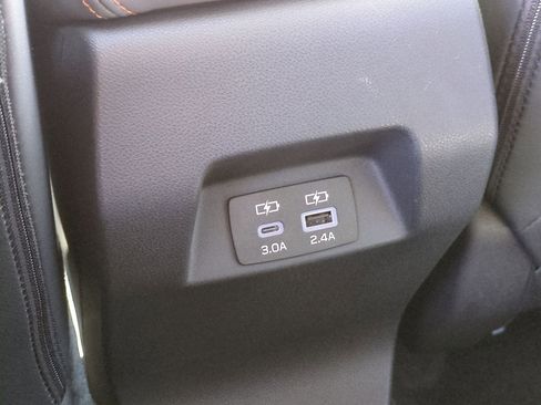 Certified 2025 Subaru Crosstrek 2.5i Limited w/ Crosstrek Mirror Package image 19