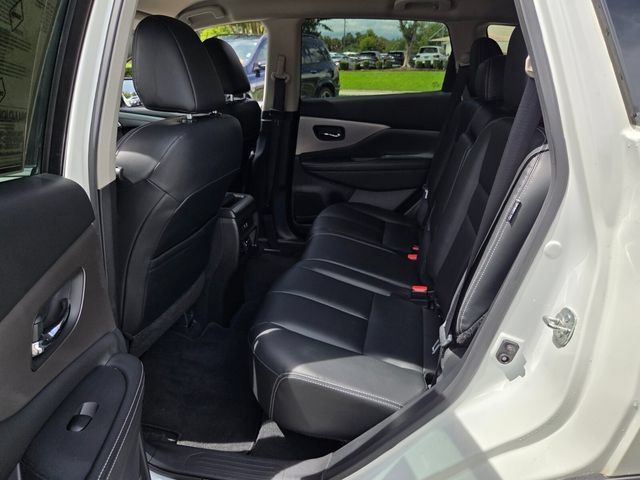 Used 2022 Nissan Murano SV FWD image 12