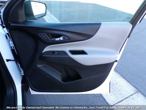 Used 2022 Chevrolet Equinox LS w/ LS Convenience Package image 31