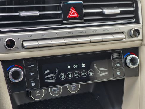 New 2026 Genesis G70 2.5T AWD/4WD image 22