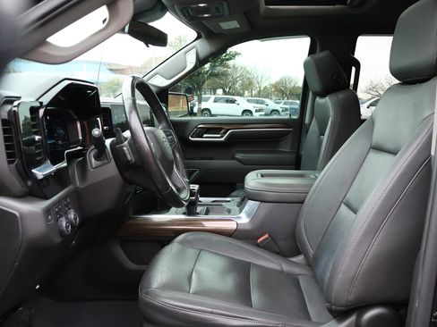 Used 2022 Chevrolet Silverado 1500 LT Trail Boss w/ LT Trail Boss Premium Package image 10