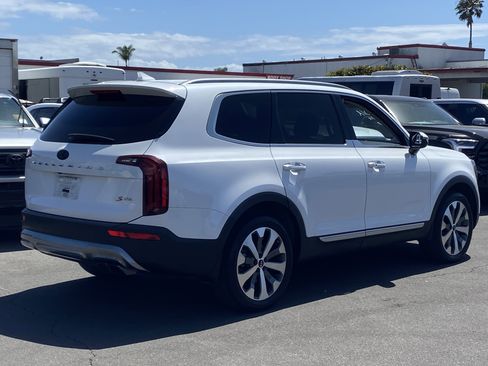 Used 2020 Kia Telluride S FWD image 3