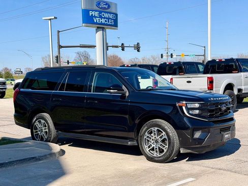 Certified 2025 Ford Expedition Max Active AWD/4WD image 7