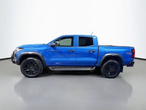 New 2025 Chevrolet Colorado Trail Boss w/ Off-Road Front Bumper Package AWD/4WD image 10