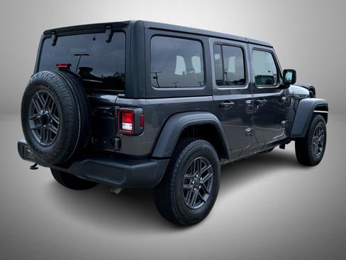 Used 2025 Jeep Wrangler Unlimited Sport AWD/4WD image 5