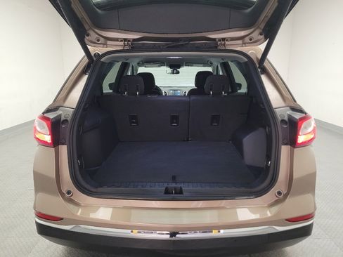 Used 2018 Chevrolet Equinox LT FWD image 29