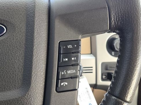 Used 2013 Ford F150 Lariat w/ Luxury Equipment Group image 28