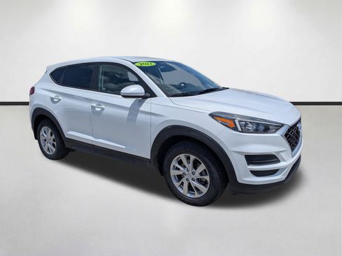 Used 2021 Hyundai Tucson SE FWD image 2