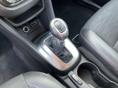 Used 2015 Buick Encore FWD image 34