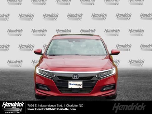 Used 2018 Honda Accord Touring image 1
