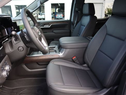 New 2026 GMC Sierra 1500 SLT w/ SLT Premium Plus Package image 15