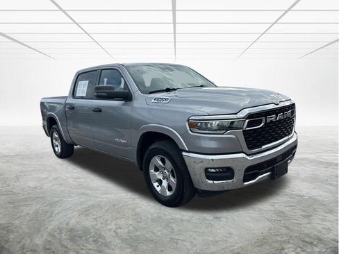 Certified 2025 RAM 1500 Big Horn AWD/4WD image 2