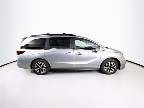 New 2026 Honda Odyssey EX-L image 2