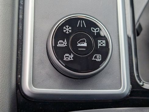 Used 2025 Nissan Pathfinder SL AWD/4WD image 20