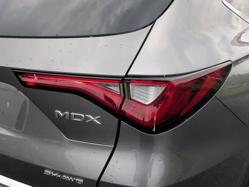 Used 2022 Acura MDX SH-AWD w/ Advance Package image 11