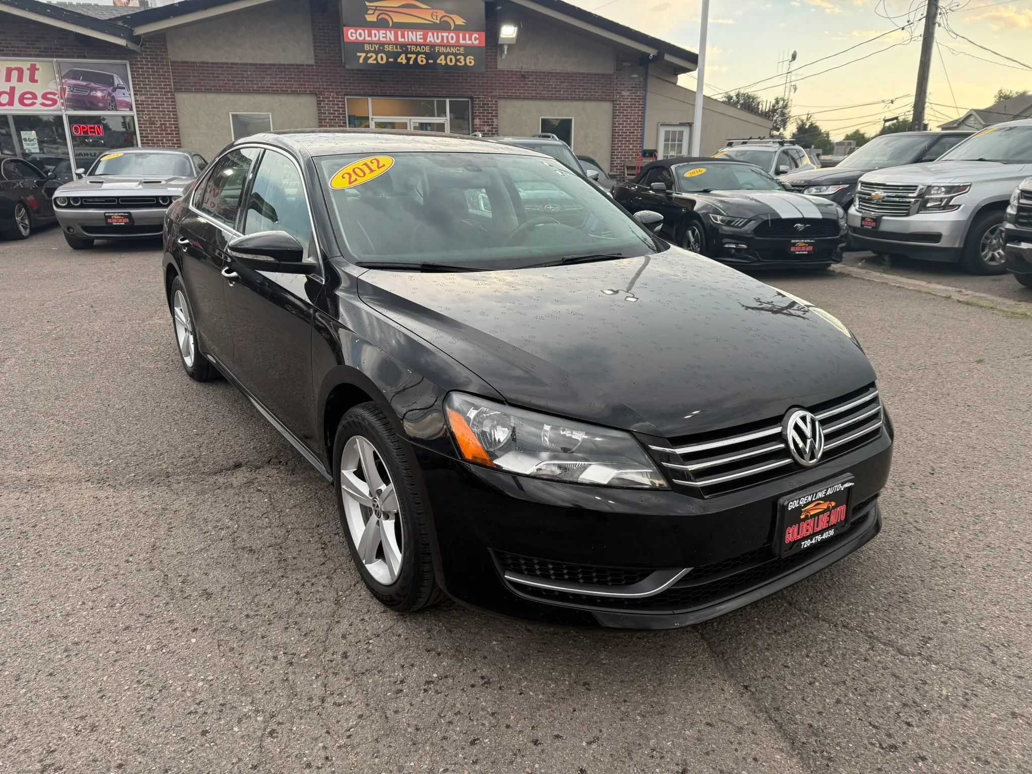 Used 2012 Volkswagen Passat 2.5 SE FWD image 2