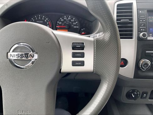 Certified 2021 Nissan Frontier SV image 23