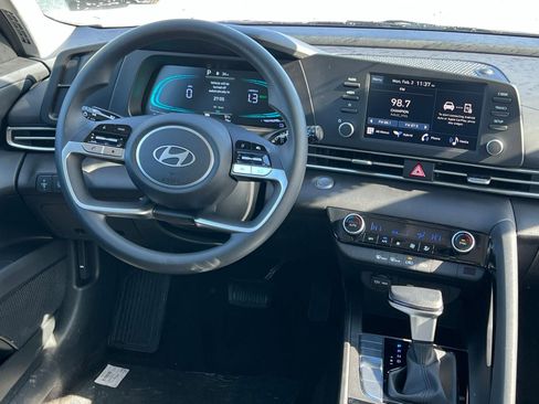 New 2026 Hyundai Elantra Blue image 18