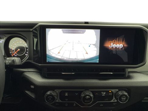 Used 2024 Jeep Wrangler Unlimited Sport AWD/4WD image 46